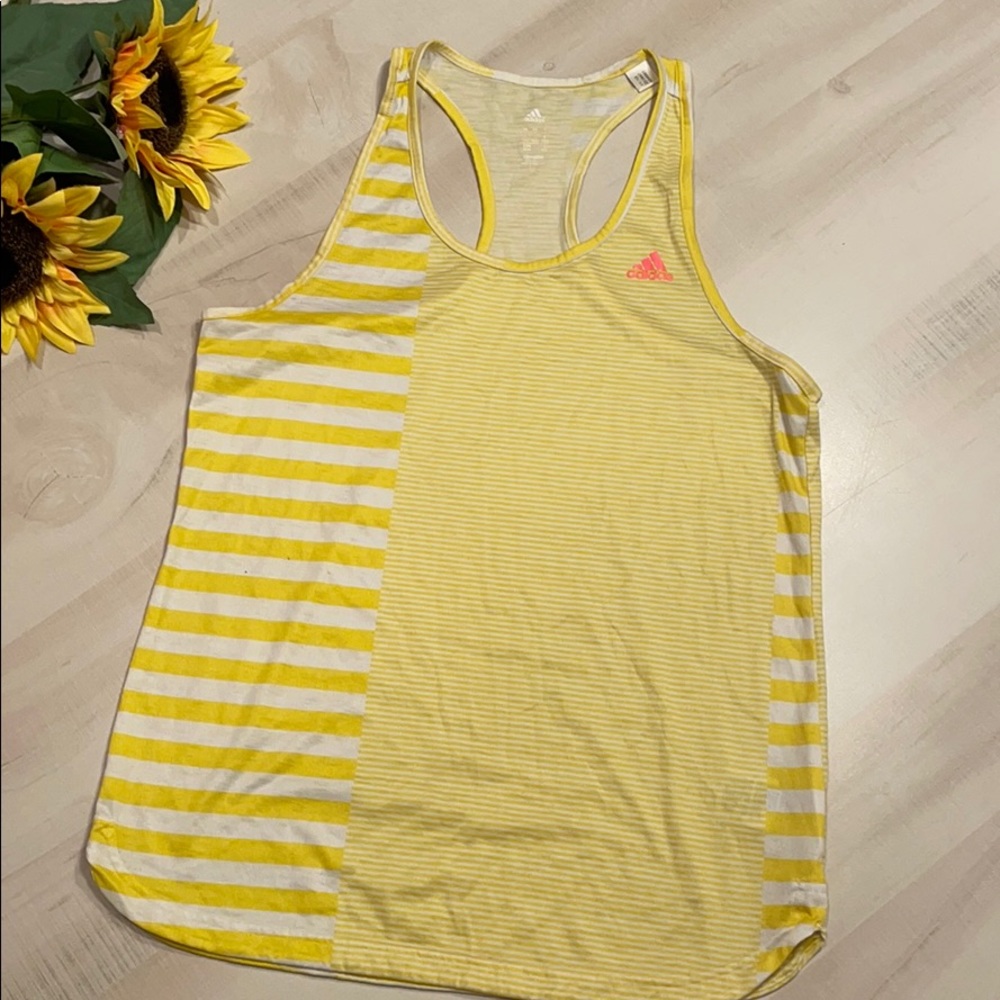 🎾 Adidas Climalite Racerback Tank Size Medium